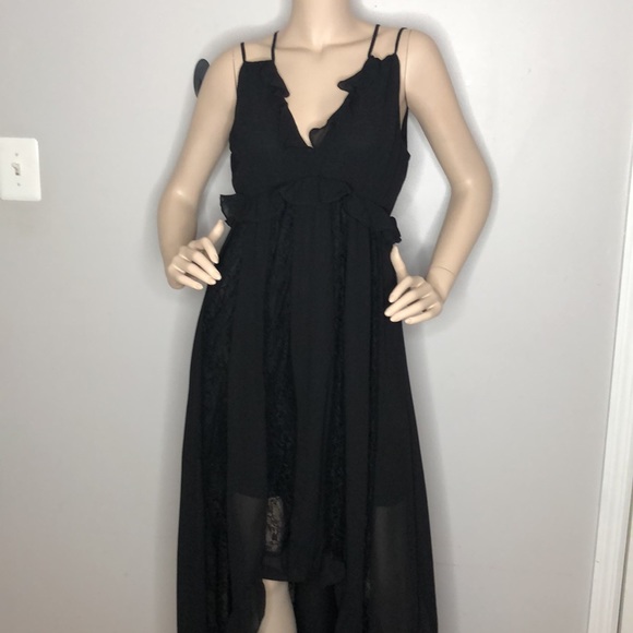 Black Lacey Maxi Dress - Picture 7 of 13